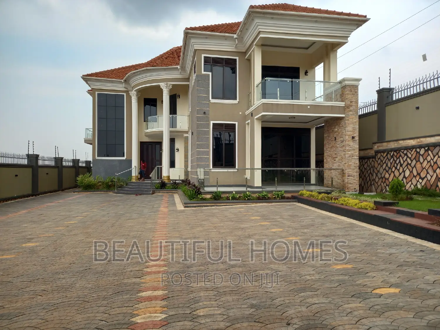 Furnished 6bdrm House in Kira for sale in Kira
