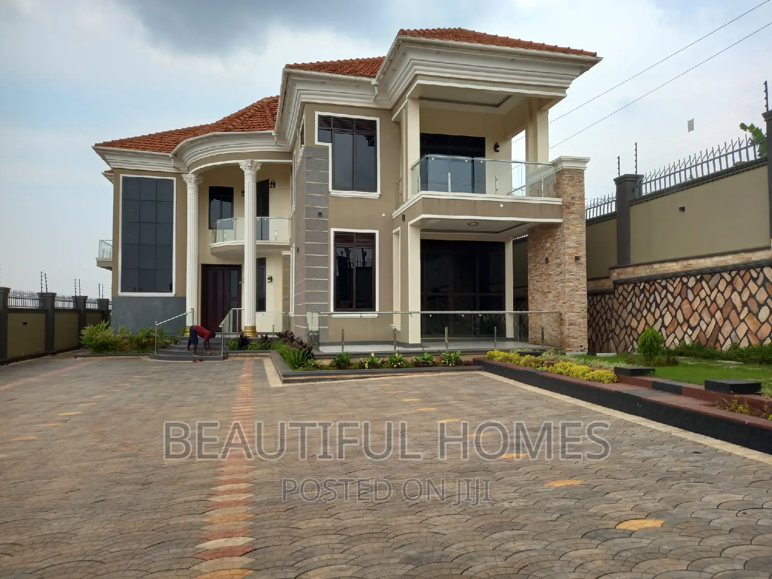 Furnished 6bdrm House in Kira for sale in Kira