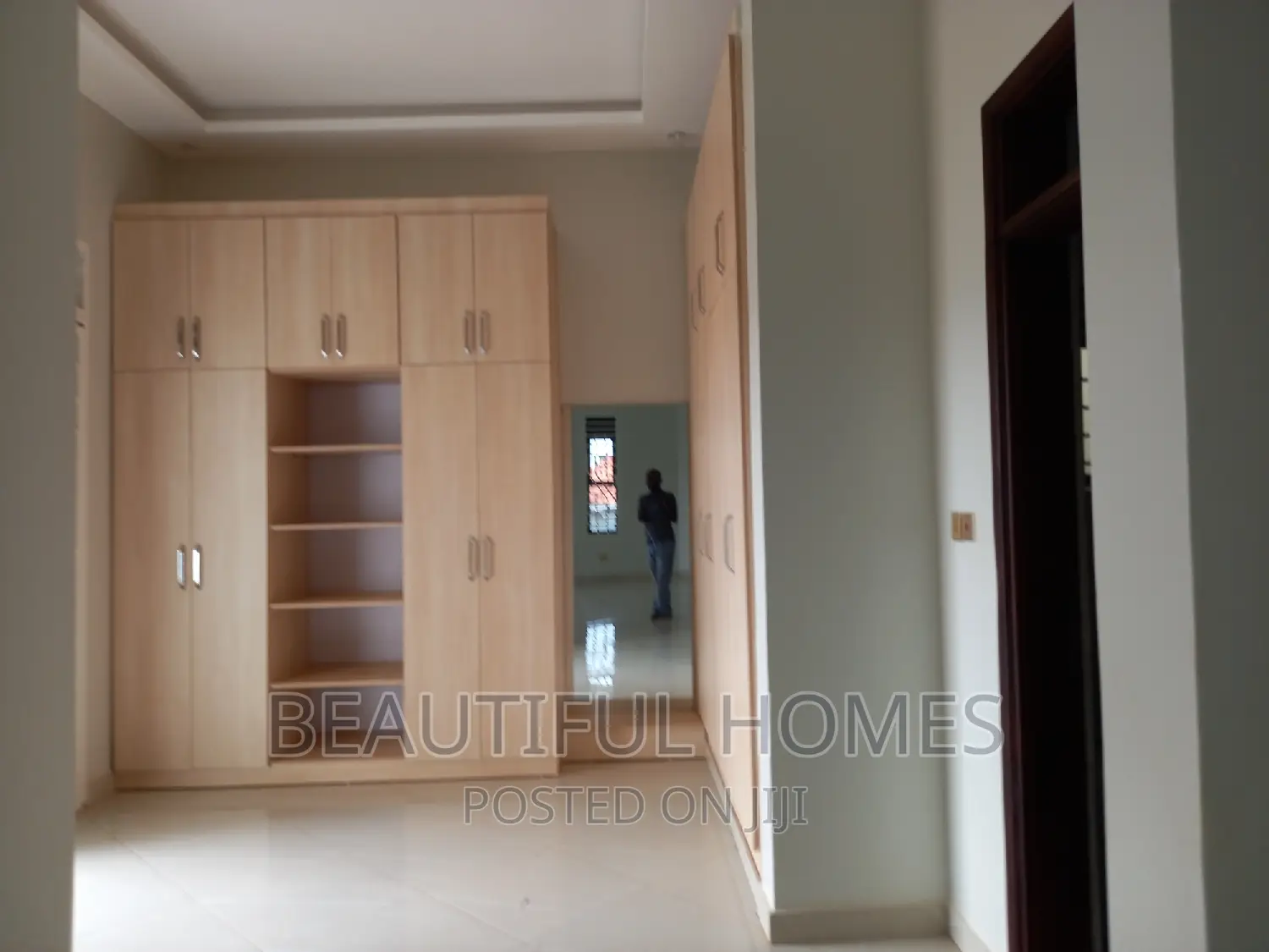 Furnished 6bdrm House in Kira for sale in Kira