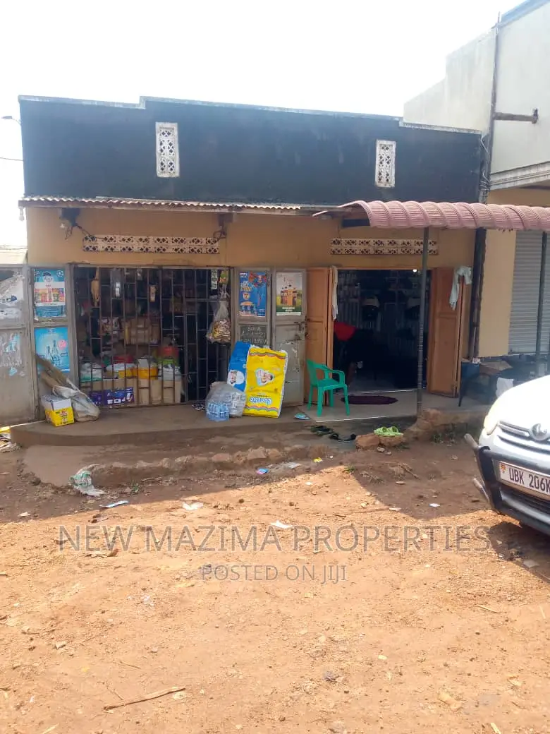 Very Busy Two Commercial Shops Onquicksale in Nansana Town in Division A