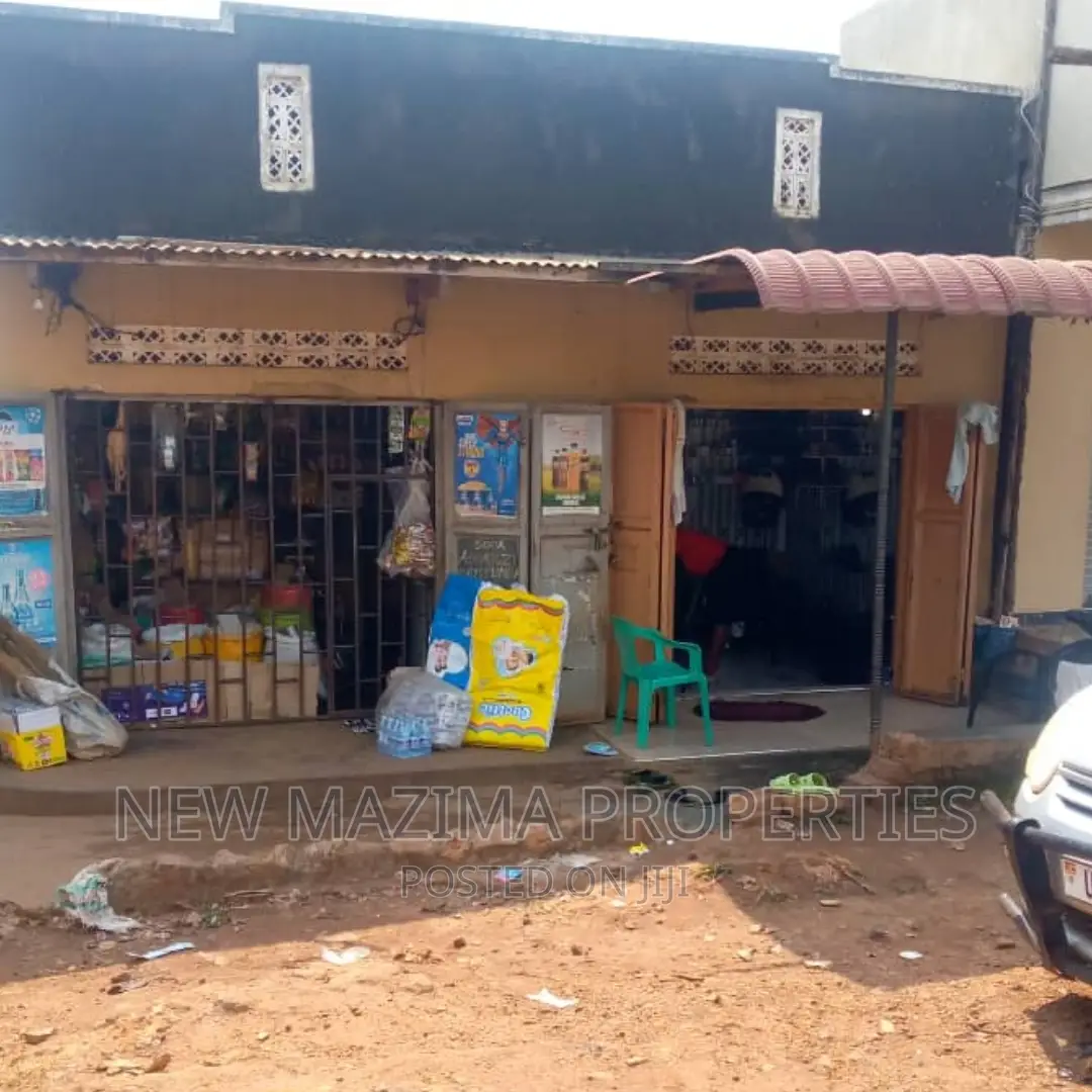 Very Busy Two Commercial Shops Onquicksale in Nansana Town in Division A