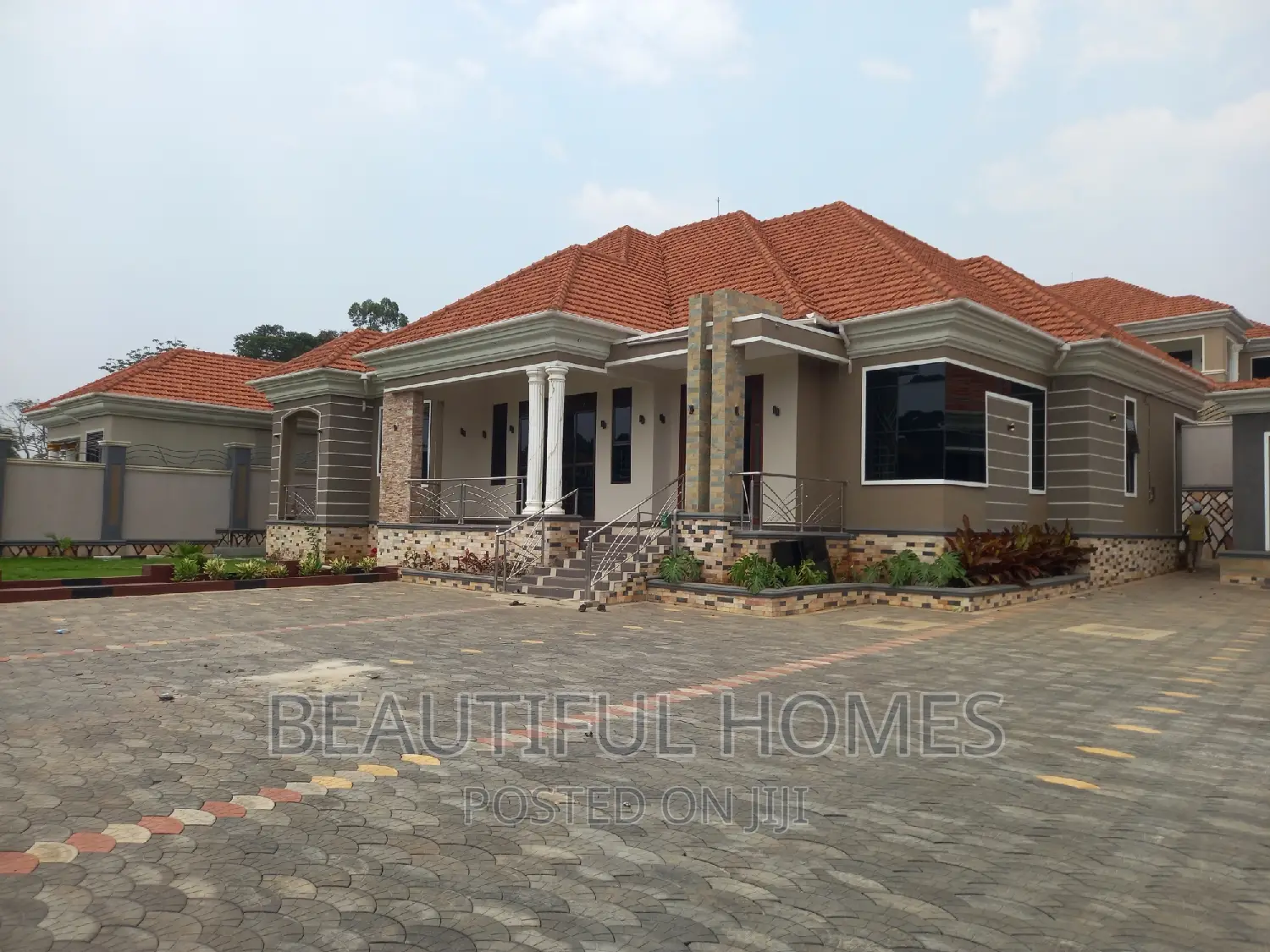 Furnished 5bdrm Bungalow in Kira for sale in Kira