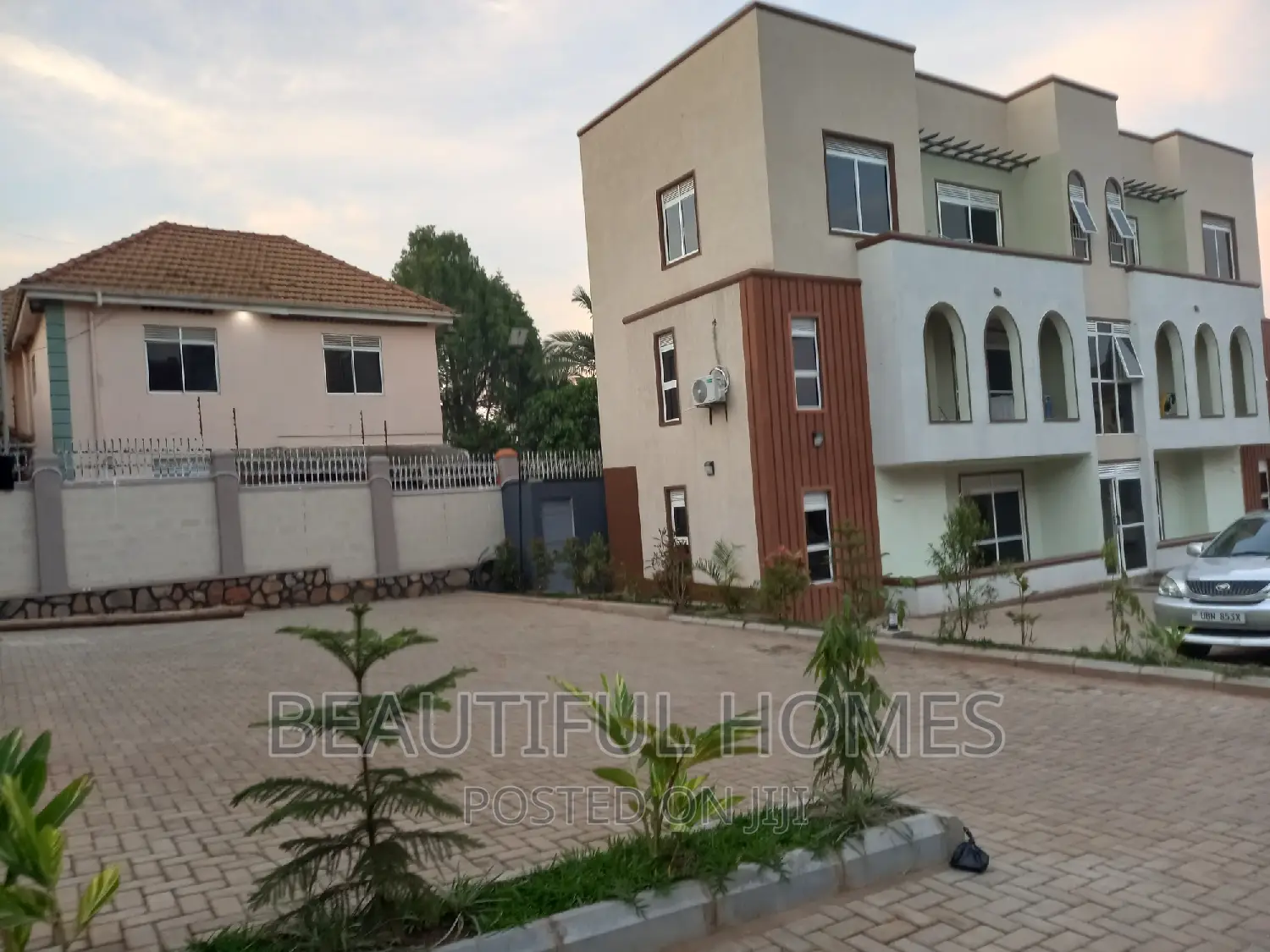 Furnished 2bdrm Apartment in Munyonyo Wavah, Makindye for sale in Makindye