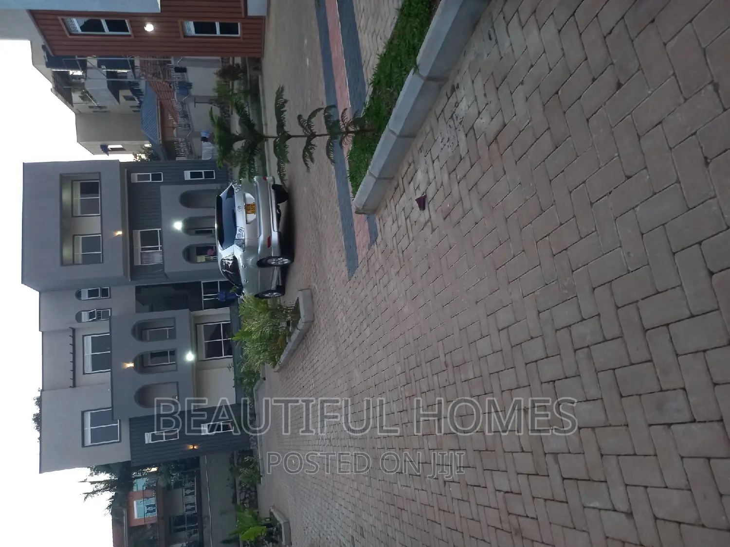 Furnished 2bdrm Apartment in Munyonyo Wavah, Makindye for sale in Makindye
