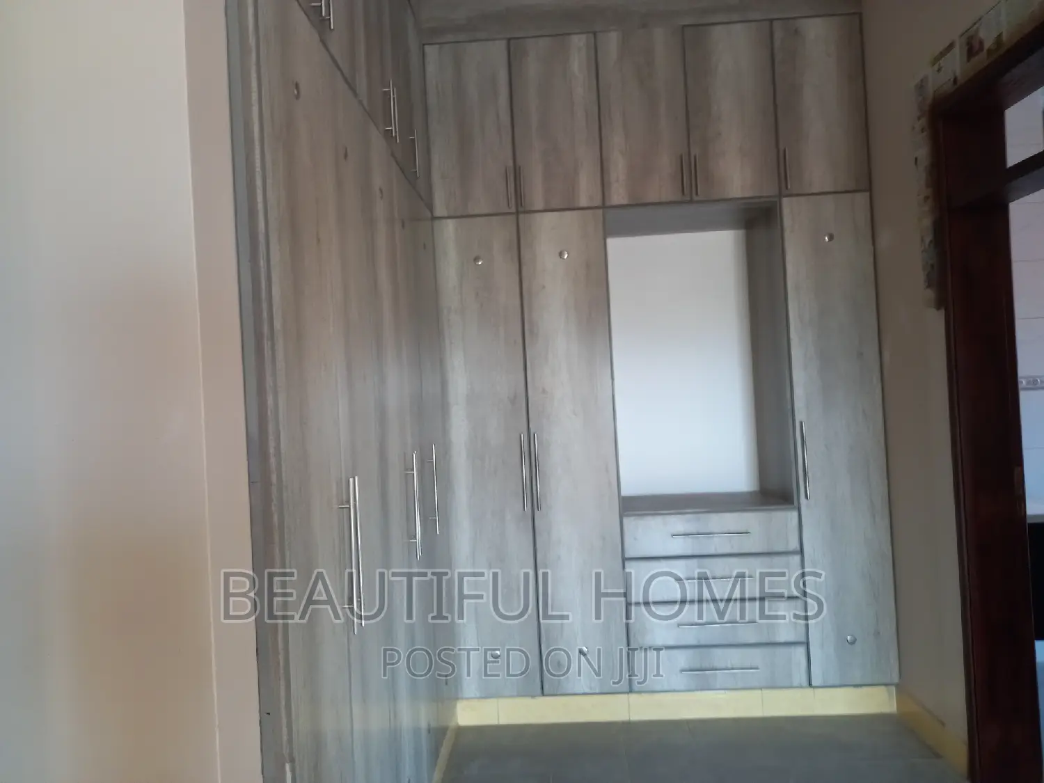 Furnished 5bdrm Duplex in Kira, Nakawa for sale in Nakawa