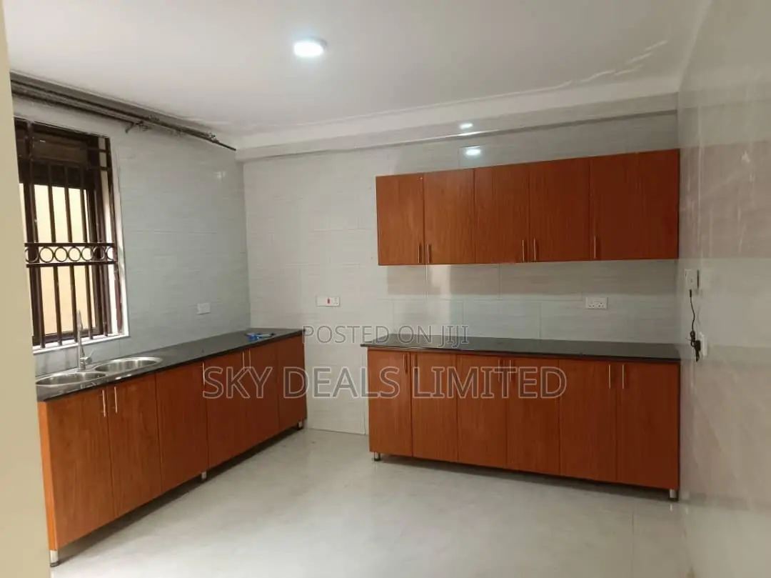 3bdrm Bungalow in Kisaasi, Nakawa for sale in Nakawa