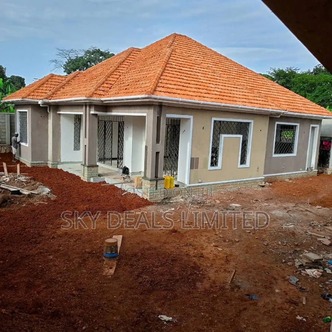 3bdrm Bungalow in Kisaasi, Nakawa for sale in Nakawa