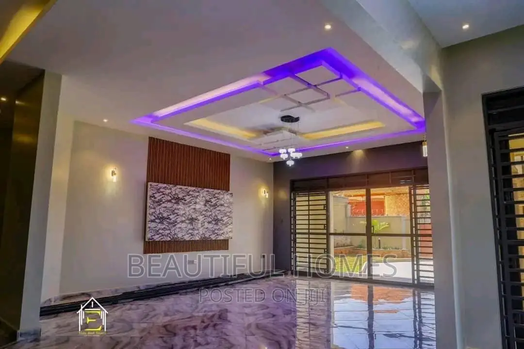 Furnished 5bdrm House in Bwebajja Entebbe, Central Division for sale in Central Division