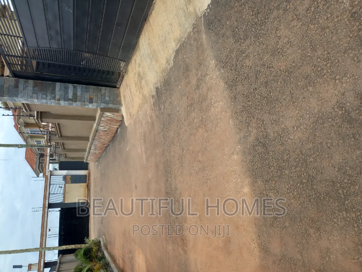 Furnished 5bdrm Duplex in Kyanja Tarmacked, Nakawa for sale in Nakawa