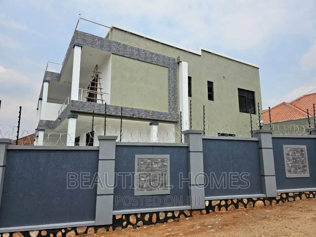 Furnished 6bdrm Mansion in Kira Buwate, Central Division for sale in Central Division