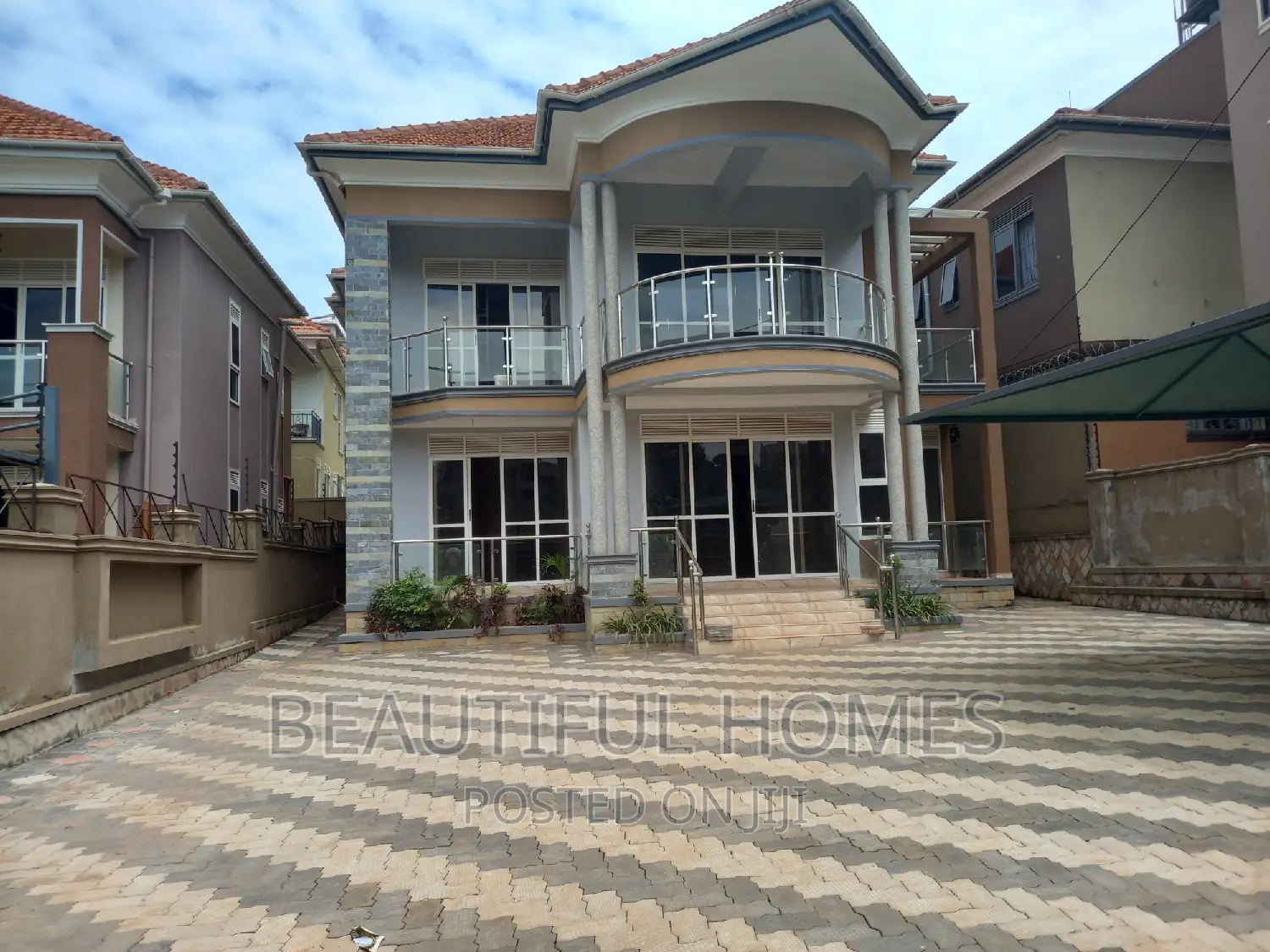 Furnished 5bdrm House in Kyanja, Central Division for sale in Central Division