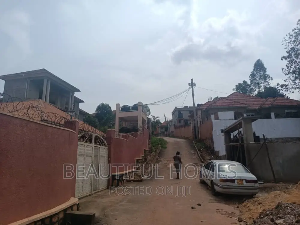 Furnished 6bdrm Mansion in Kisaasi All Tarmack, Central Division in Central Division