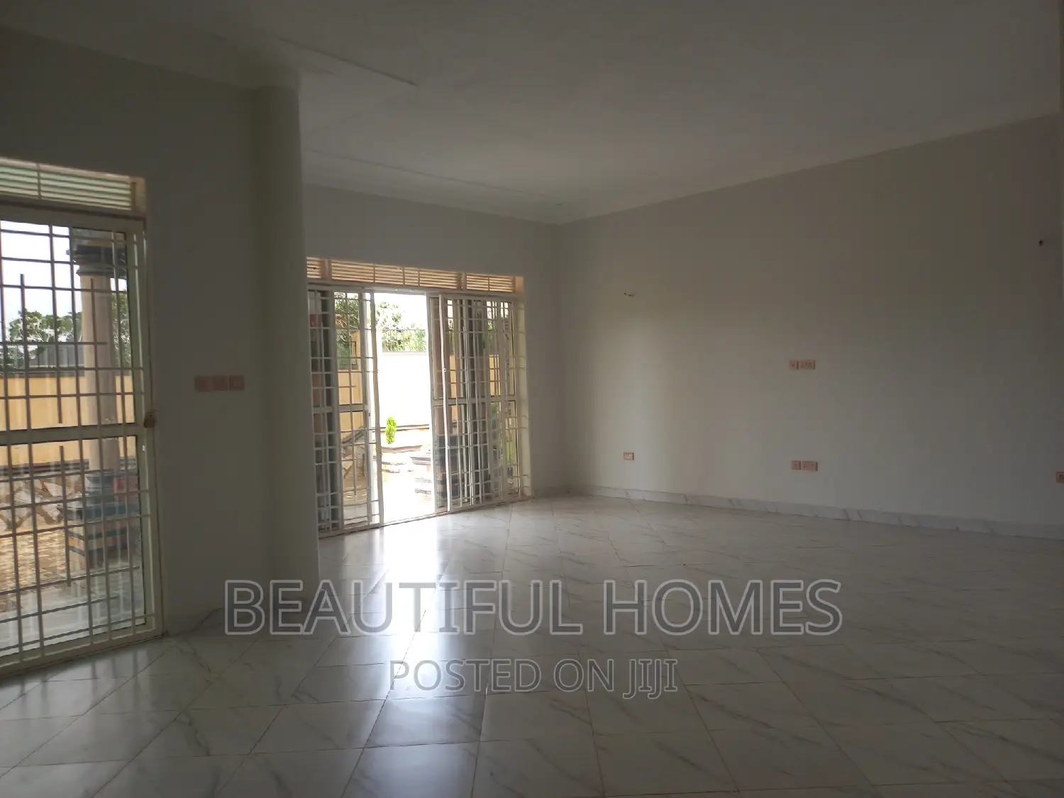 Furnished 4bdrm House in Kitende, Ssabagabo-Makindye for sale in Ssabagabo-Makindye