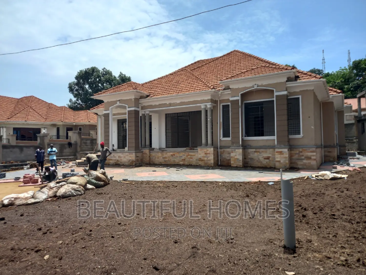 Furnished 5bdrm House in Bwebajja, Ssisa for sale in Ssisa