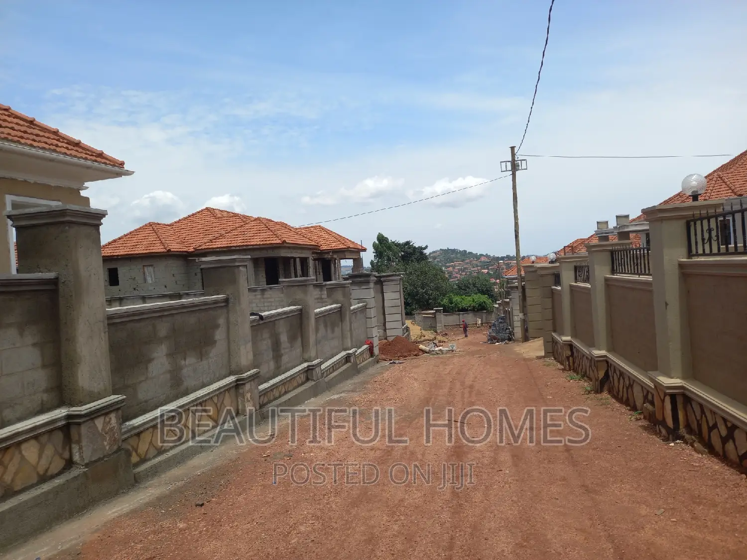 Furnished 5bdrm House in Bwebajja, Ssisa for sale in Ssisa