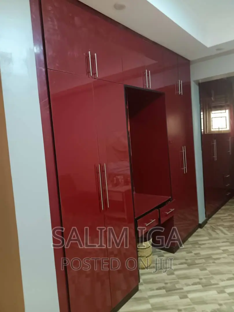 Furnished 3bdrm Townhouse / Terrace for rent in Central Division