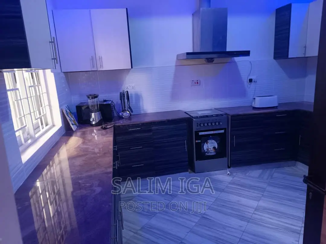 Furnished 3bdrm Townhouse / Terrace for rent in Central Division