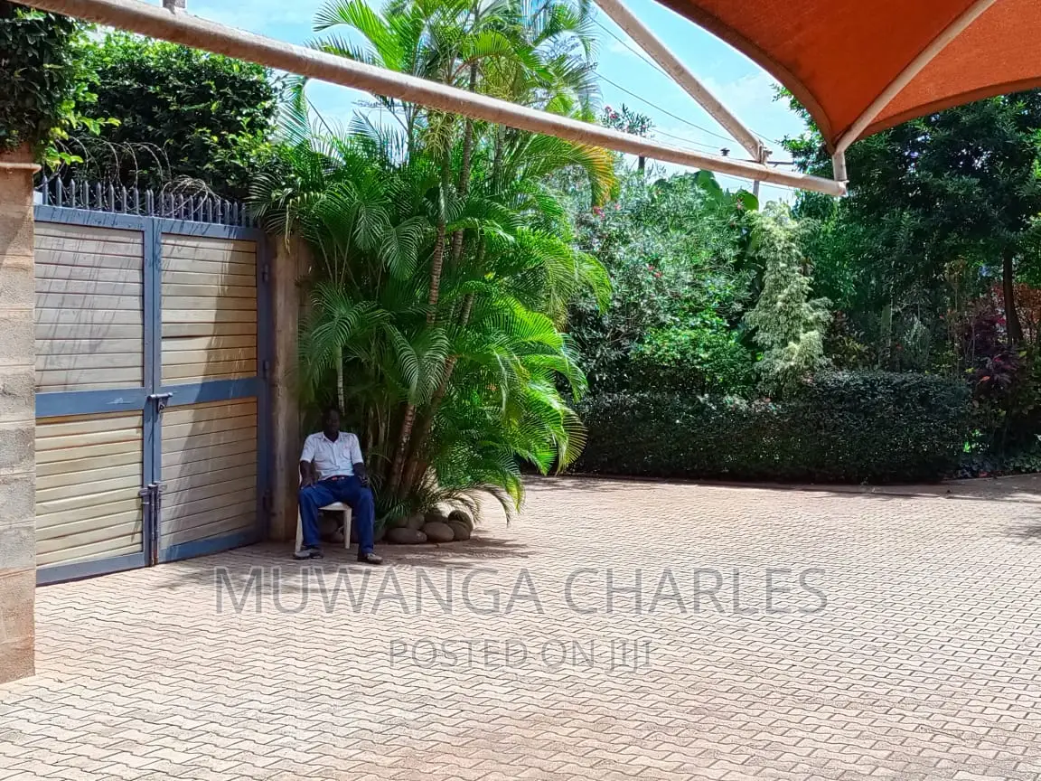 4bdrm Duplex in Fs Properties Ltd, Central Division for rent in Central Division