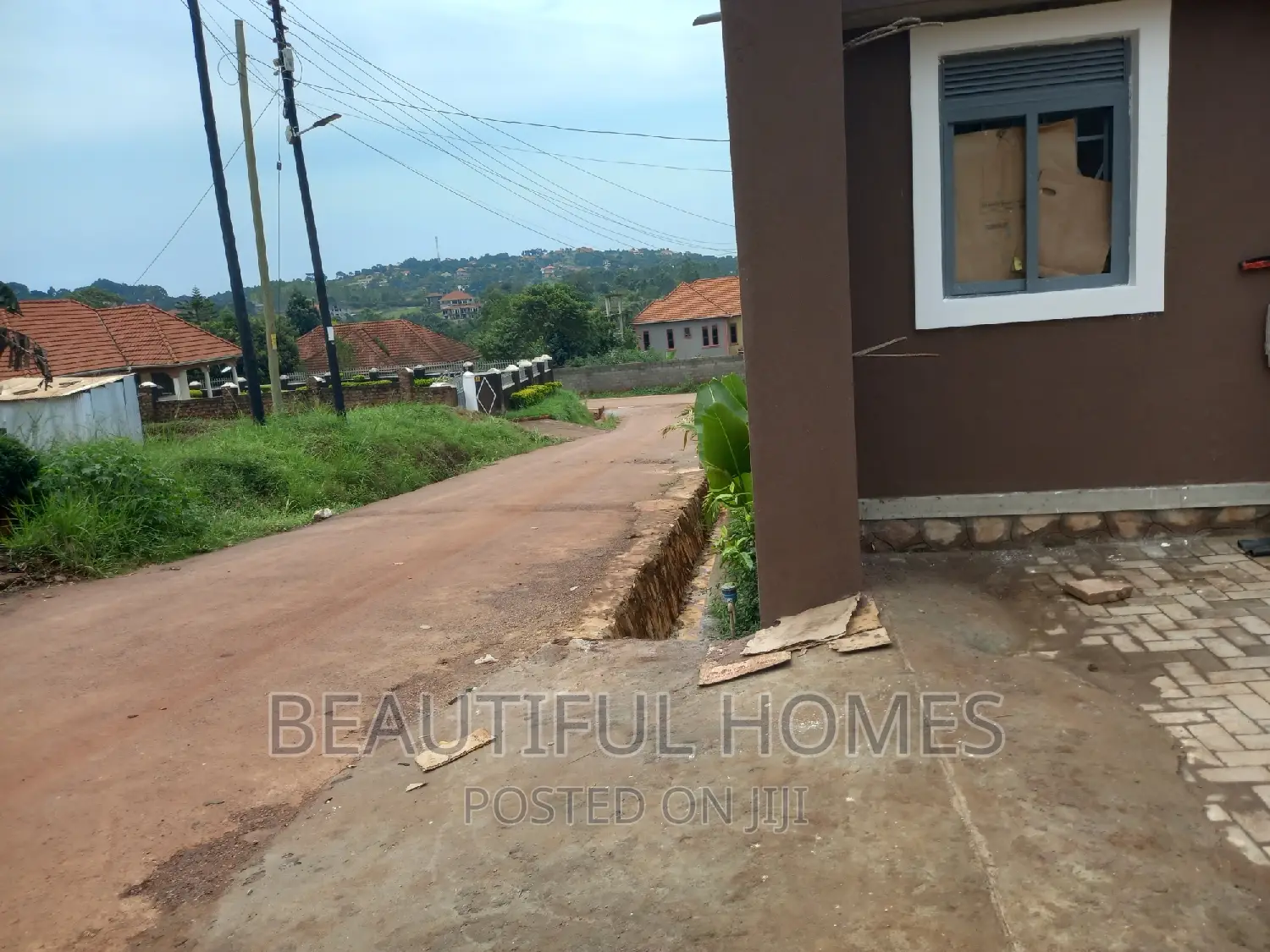 Furnished 5bdrm Bungalow in Bwebajja, Central Division for sale in Central Division