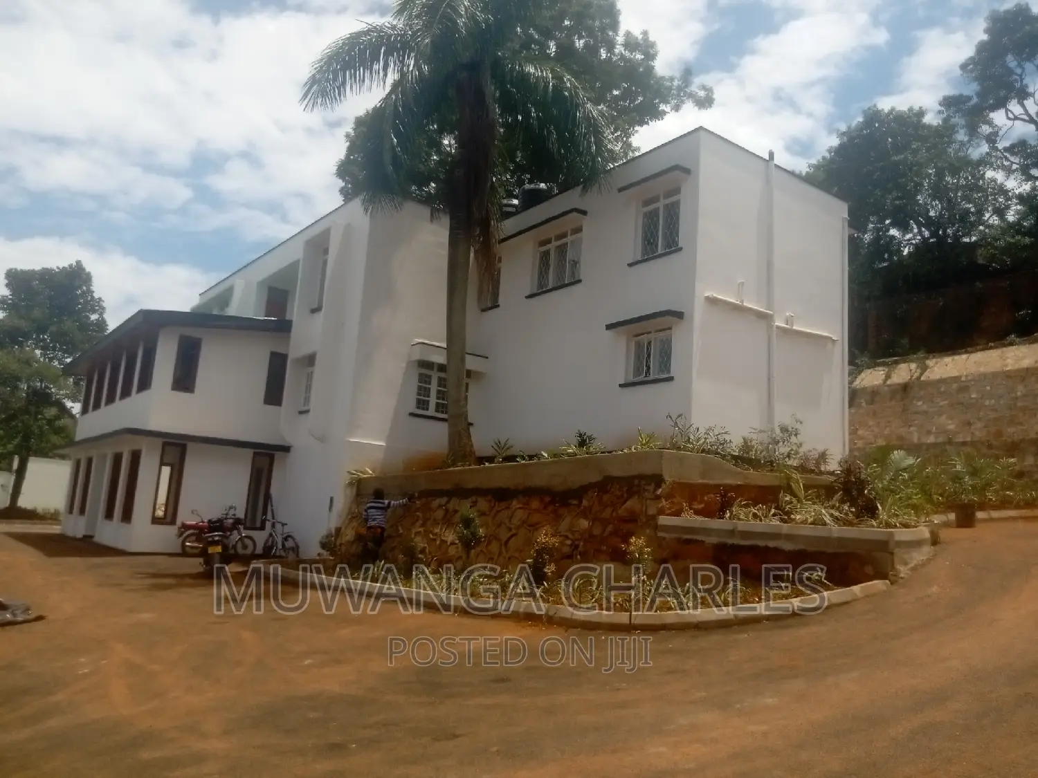 5bdrm Duplex in Fs Properties Ltd, Central Division for rent in Central Division