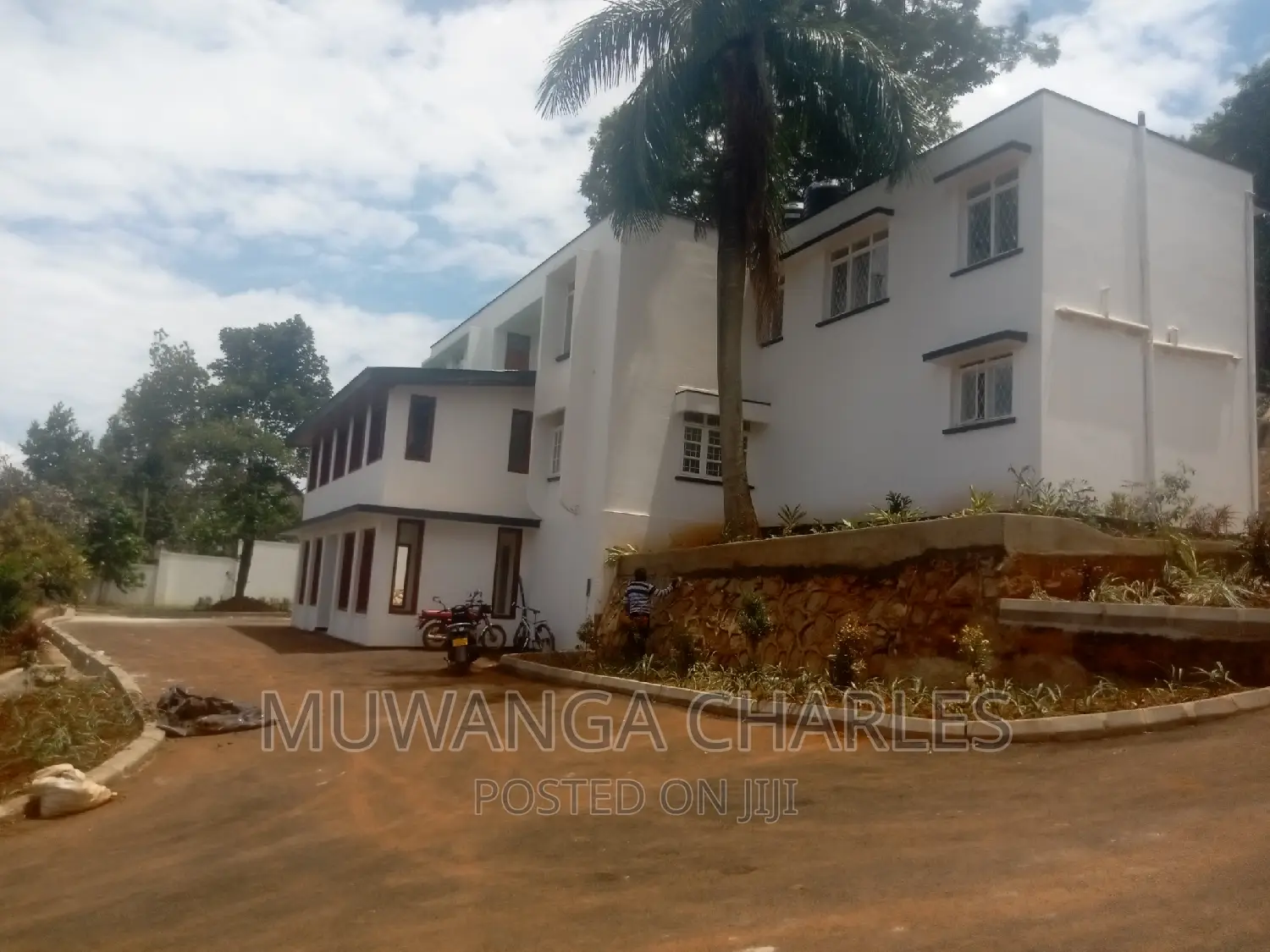 5bdrm Duplex in Fs Properties Ltd, Central Division for rent in Central Division