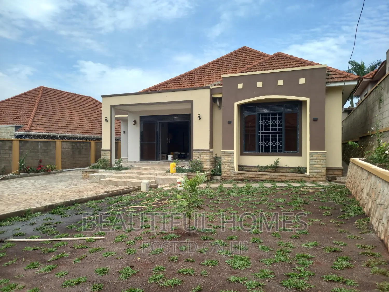 Furnished 5bdrm House in Bwebajja Akright, Central Division for sale in Central Division