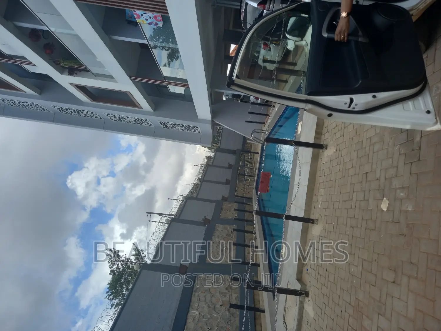 Furnished 2bdrm Condo in Mutungo Hill, Nakawa for sale in Nakawa