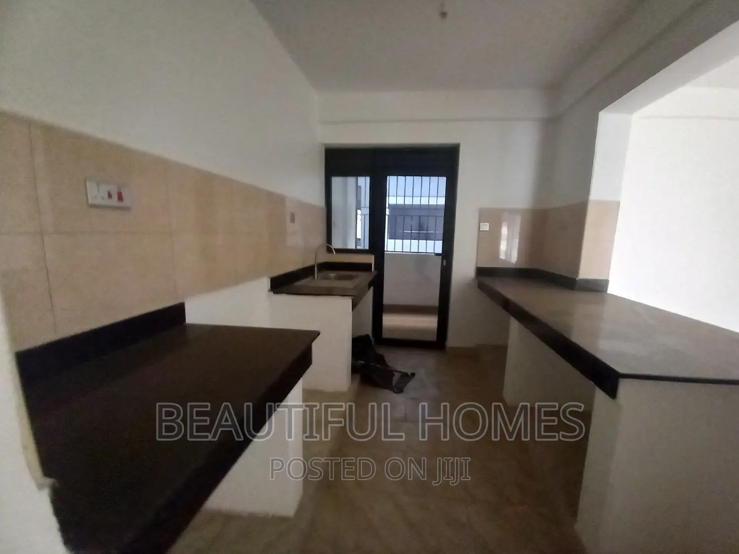 Furnished 2bdrm Apartment in Mutungo, Nakawa for sale in Nakawa