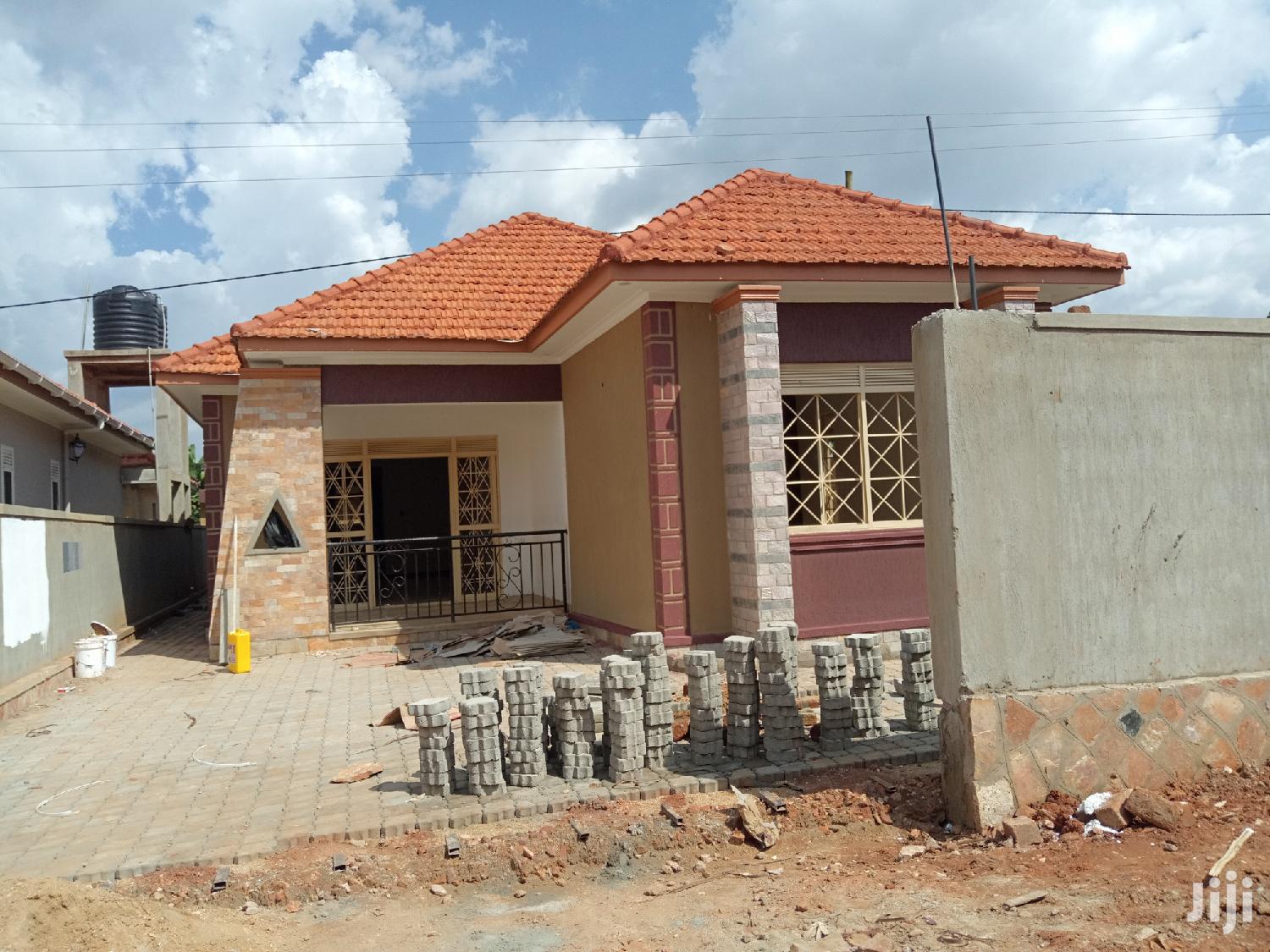 Kiira Estate On Gorgeous Homes With Tarmacked Roads On Sell in Kampala