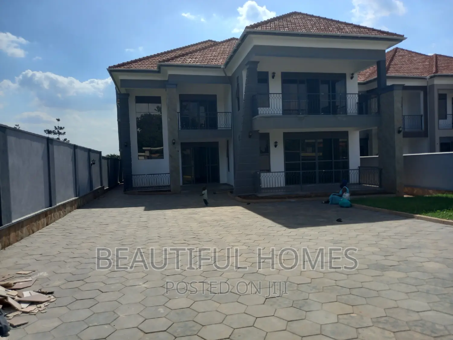Furnished 7bdrm Mansion in Najjera Corporate, Central Division in Central Division