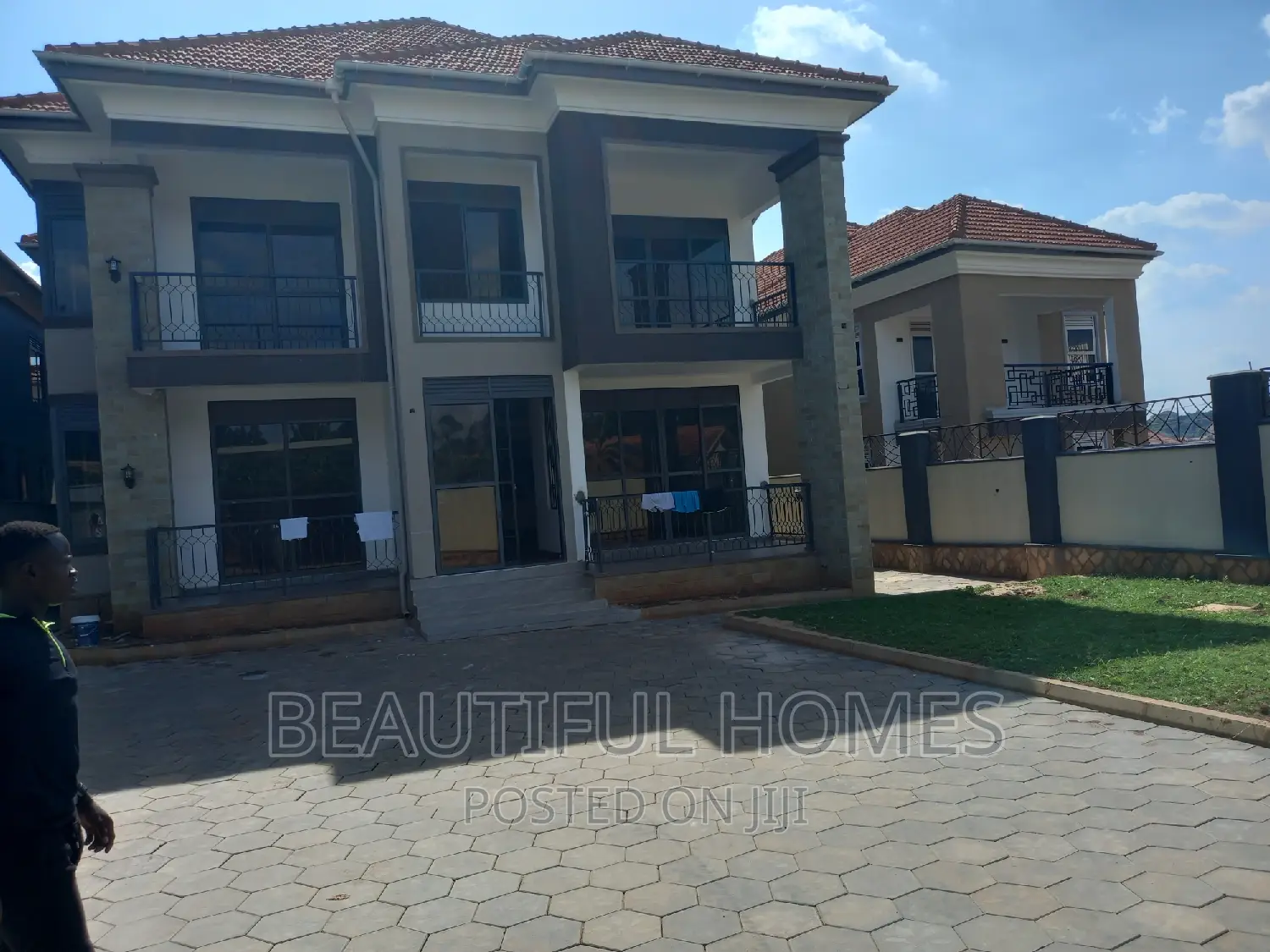 Furnished 7bdrm Duplex in Najjera, Nakawa for sale in Nakawa