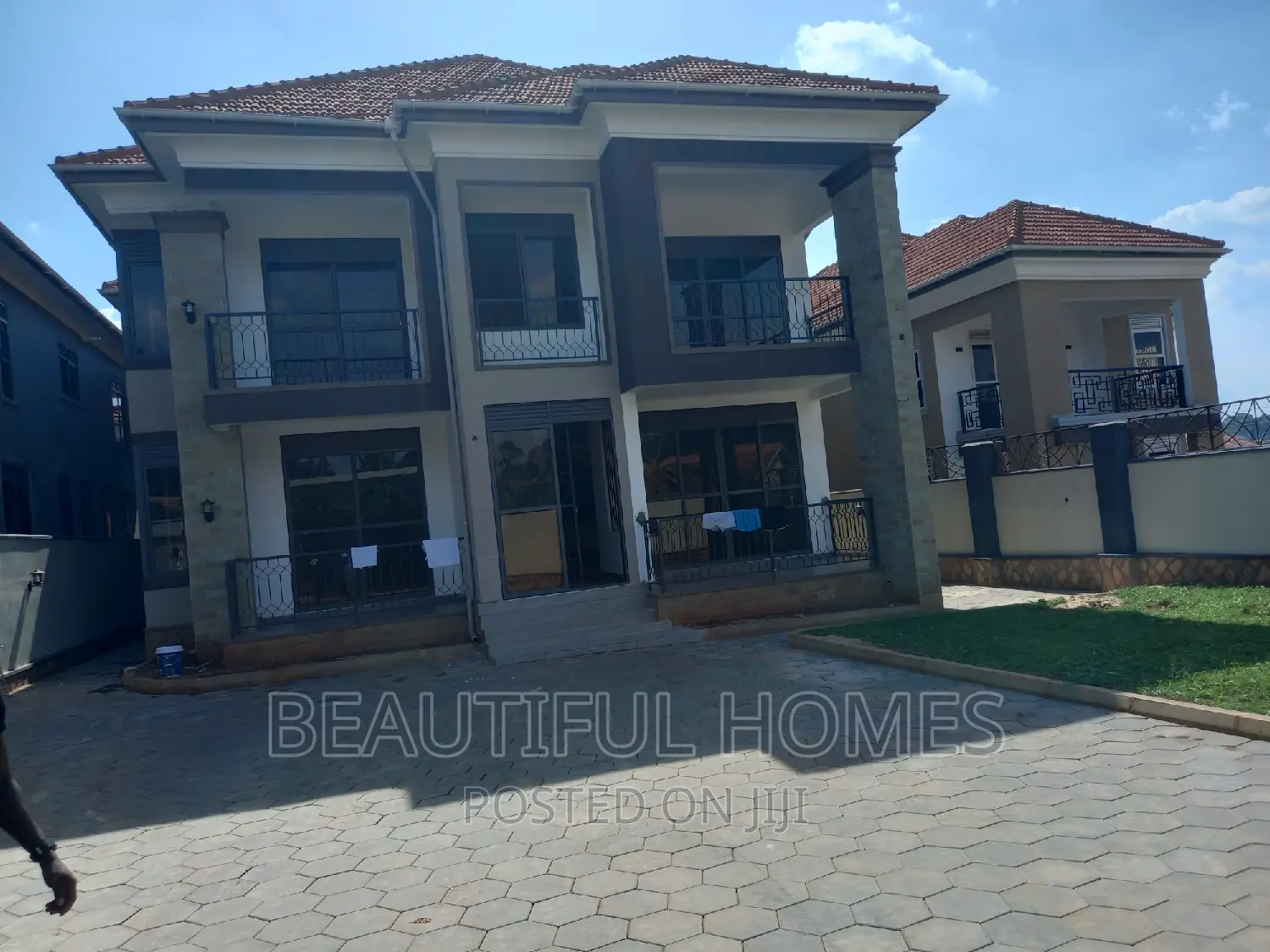 Furnished 7bdrm Duplex in Najjera, Nakawa for sale in Nakawa