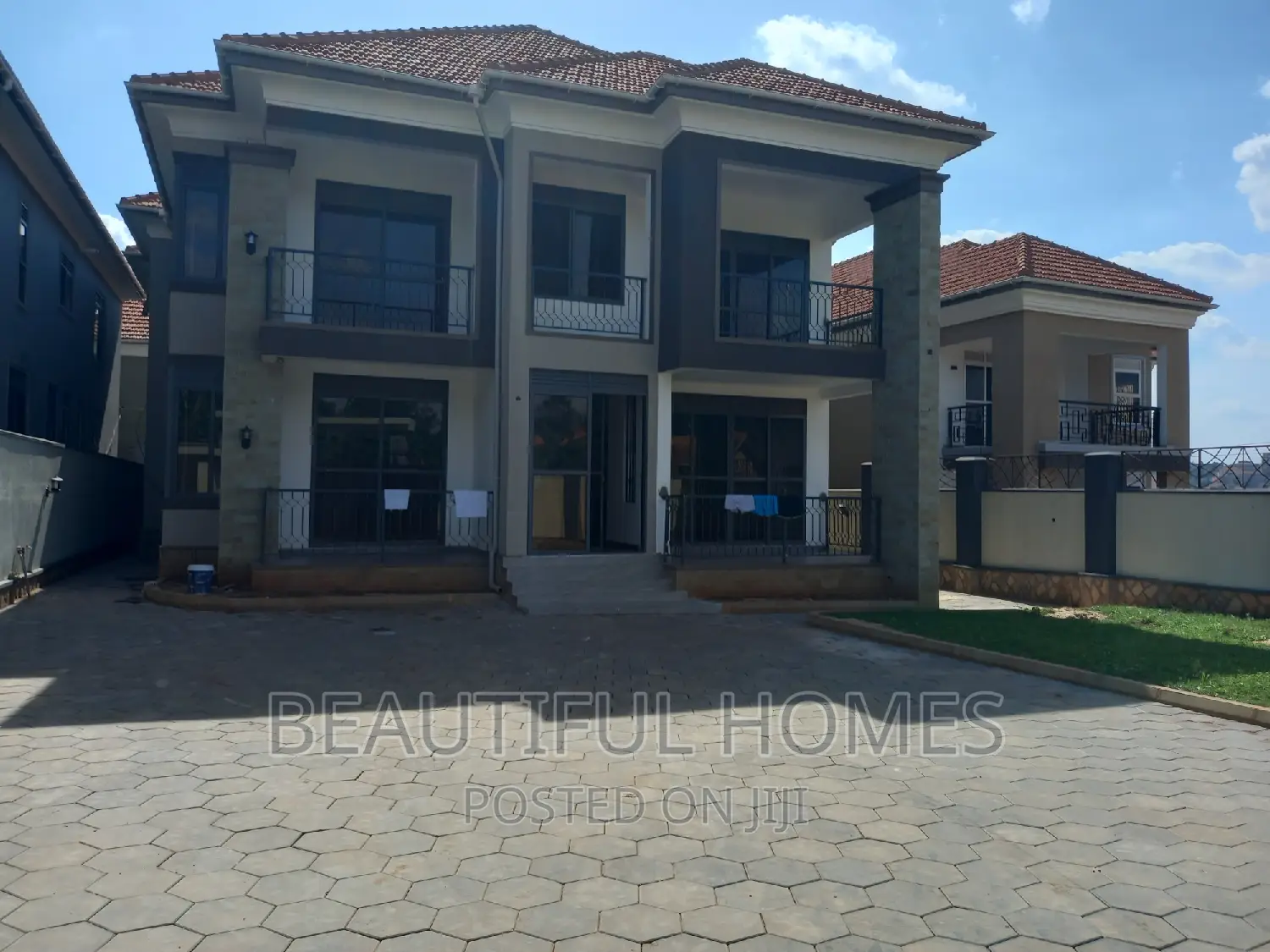 Furnished 7bdrm Mansion in Najjera, Kira for sale in Kira