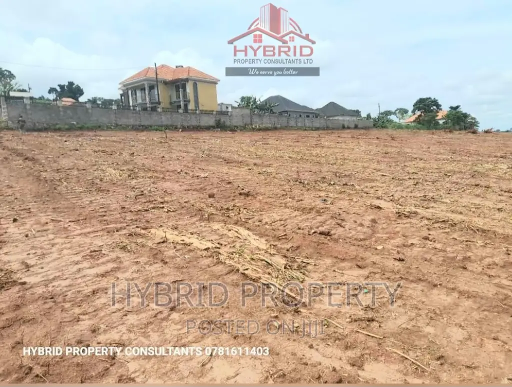 Prime Plots for Sale at Nansana~Bujjuko Land Estate~Hoima Rd in Wakiso / Wakiso