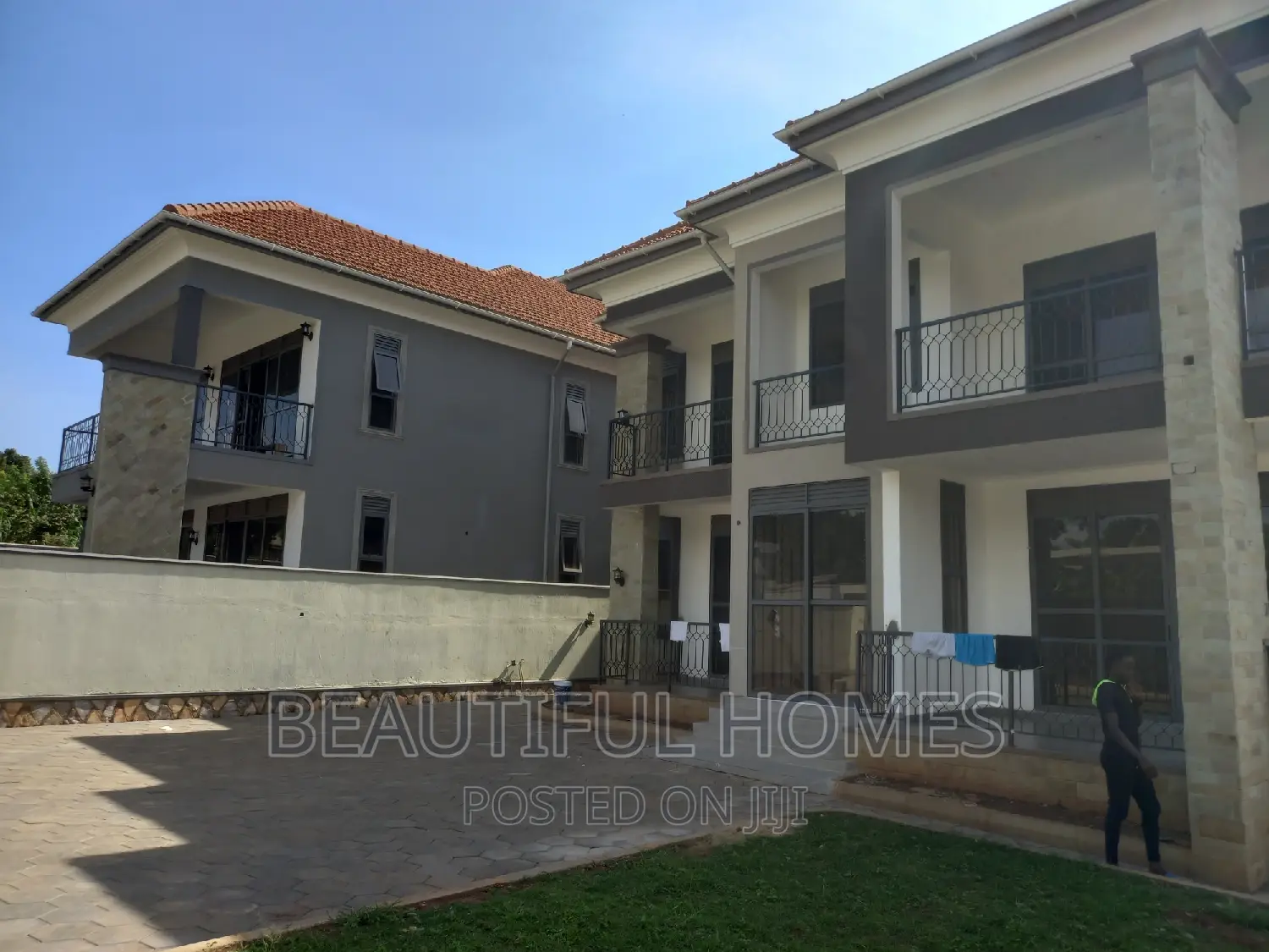 Furnished 7bdrm House in Najjera, Kira for sale in Kira