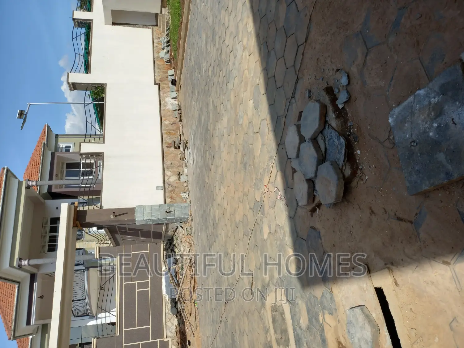 Furnished 7bdrm House in Najjera, Kira for sale in Kira