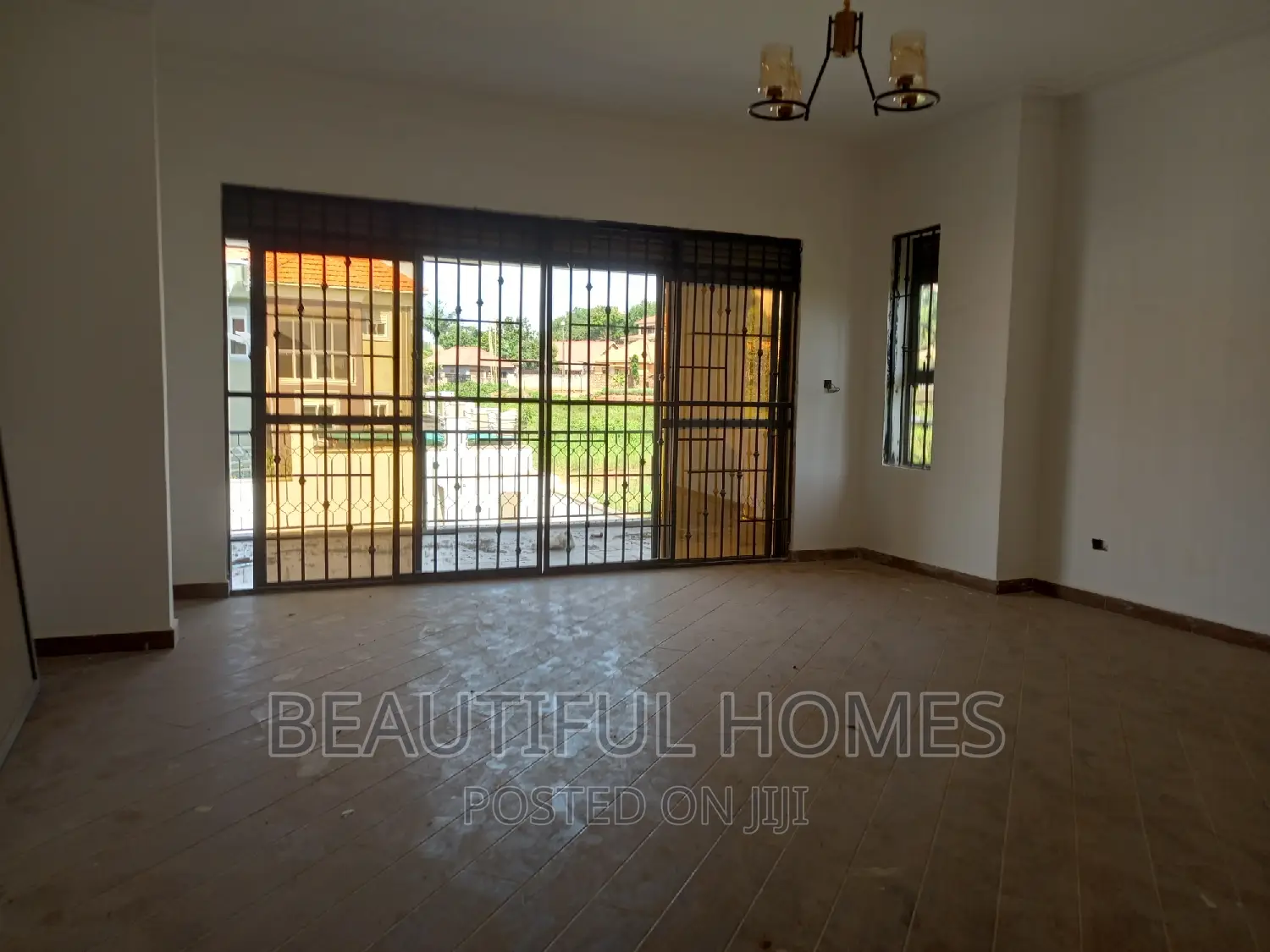 Furnished 7bdrm Mansion in Najjera All Tarmack, Kira for sale in Kira