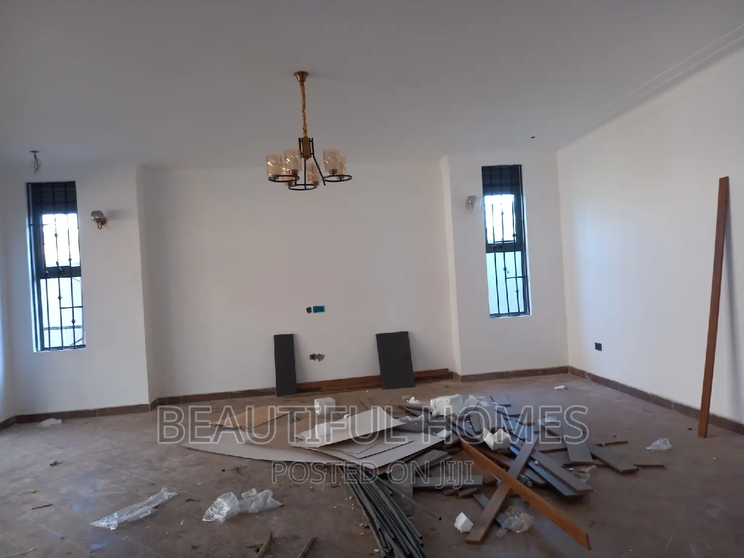 Furnished 7bdrm Mansion in Najjera All Tarmack, Kira for sale in Kira