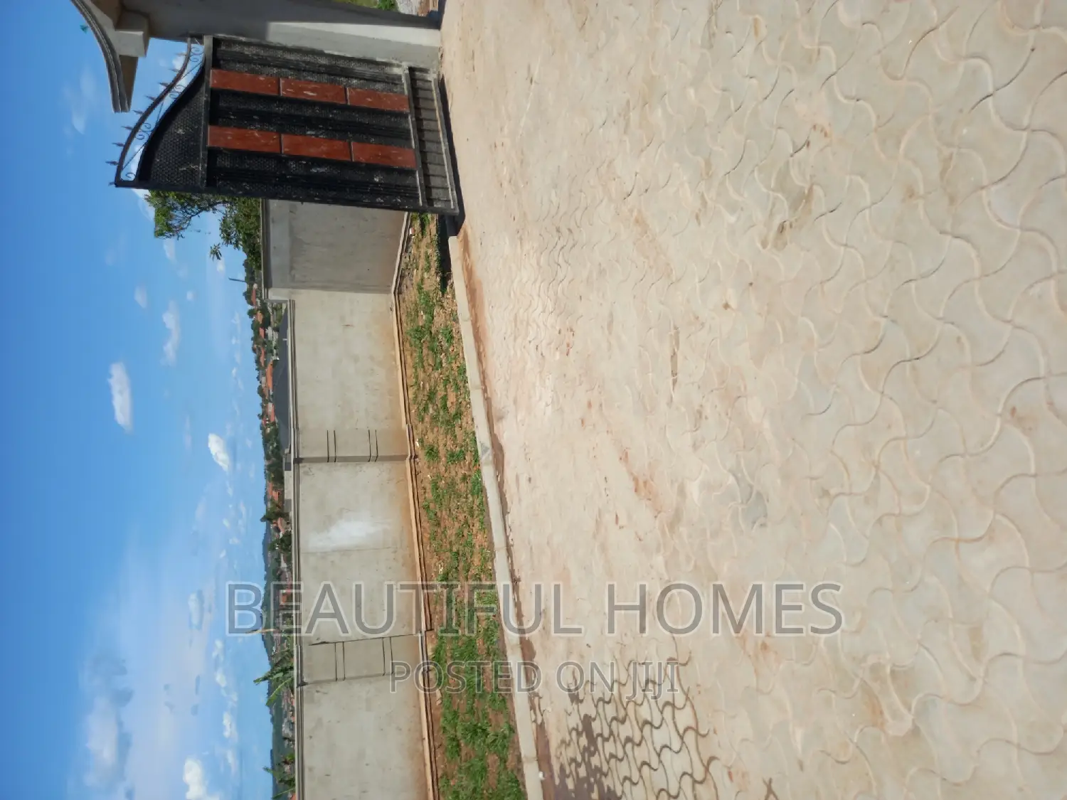 Furnished 4bdrm House in Kira for sale in Kira