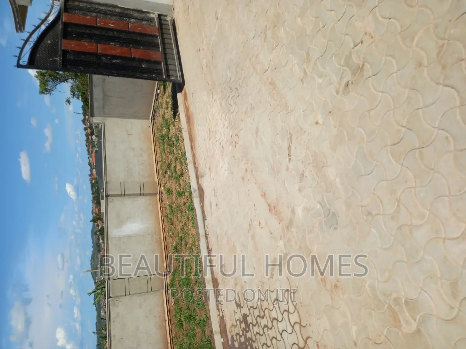 Furnished 4bdrm House in Kira for sale in Kira
