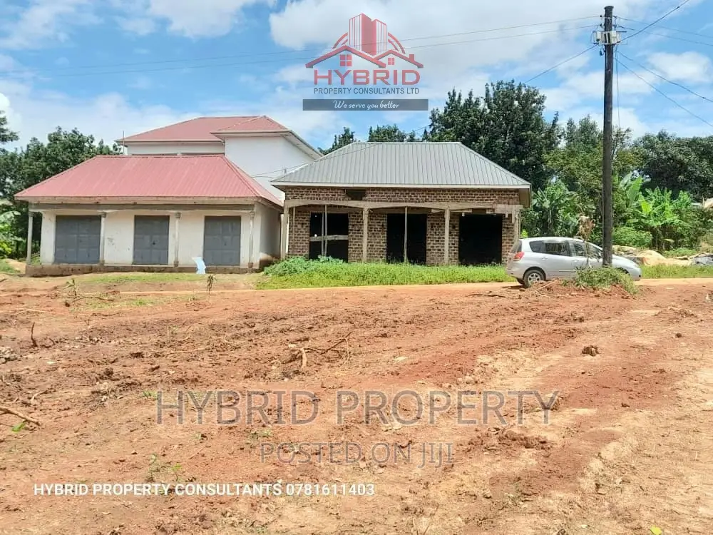 Prime Plots for Sale at Wakiso~Sala Land Estate~Hoima Road. in Wakiso / Wakiso