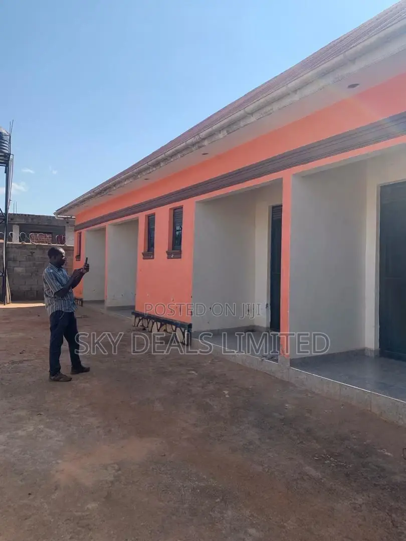 1bdrm Bungalow in Bukooto, Nakawa for rent in Nakawa