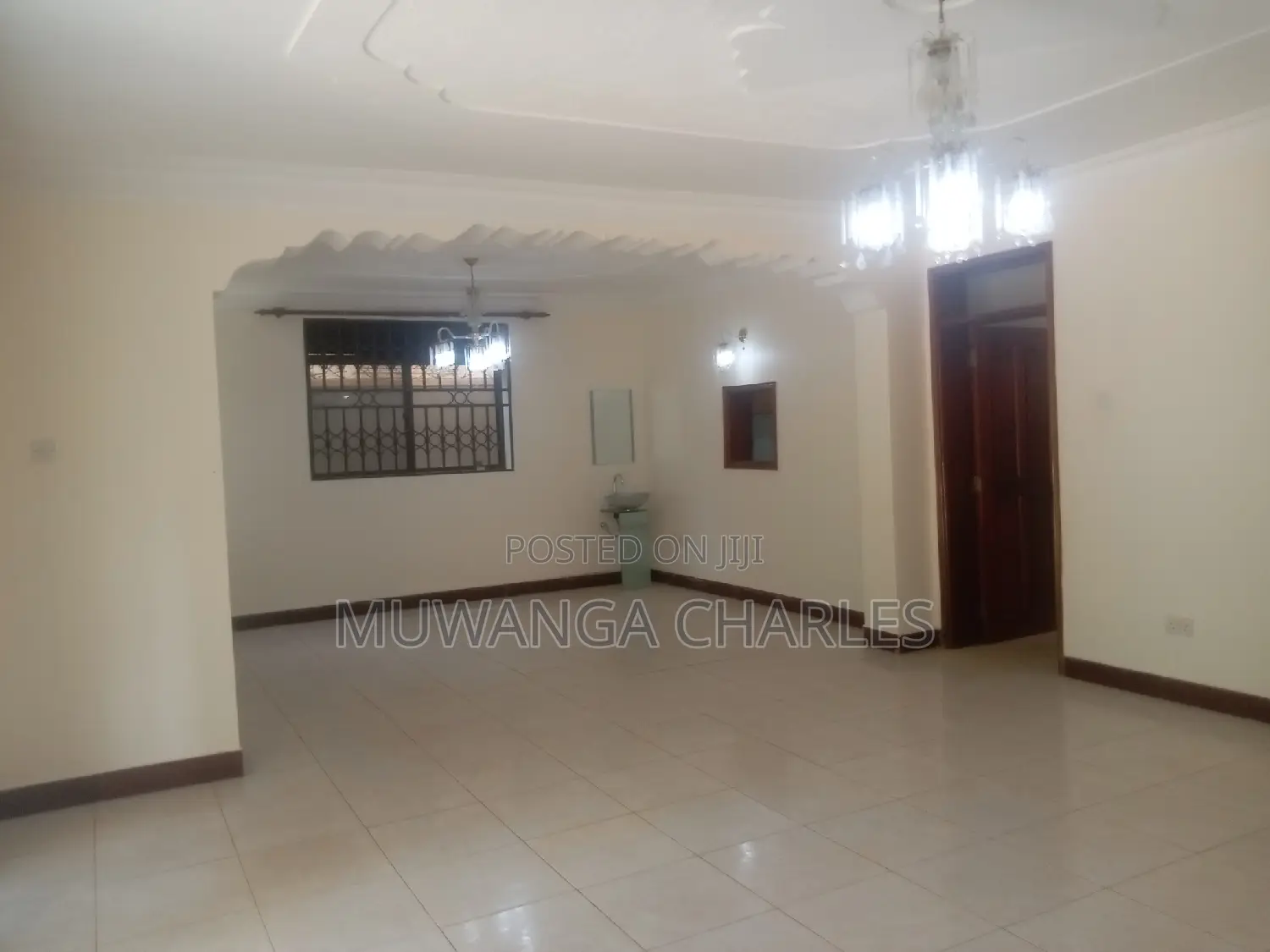 5bdrm Duplex in Fs Properties Ltd, Central Division for rent in Central Division