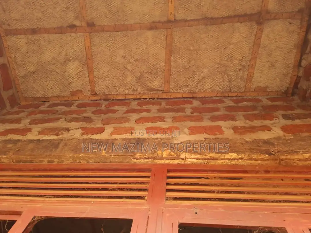 2bdrm House in After Munyonyo, Division A for sale in Division A