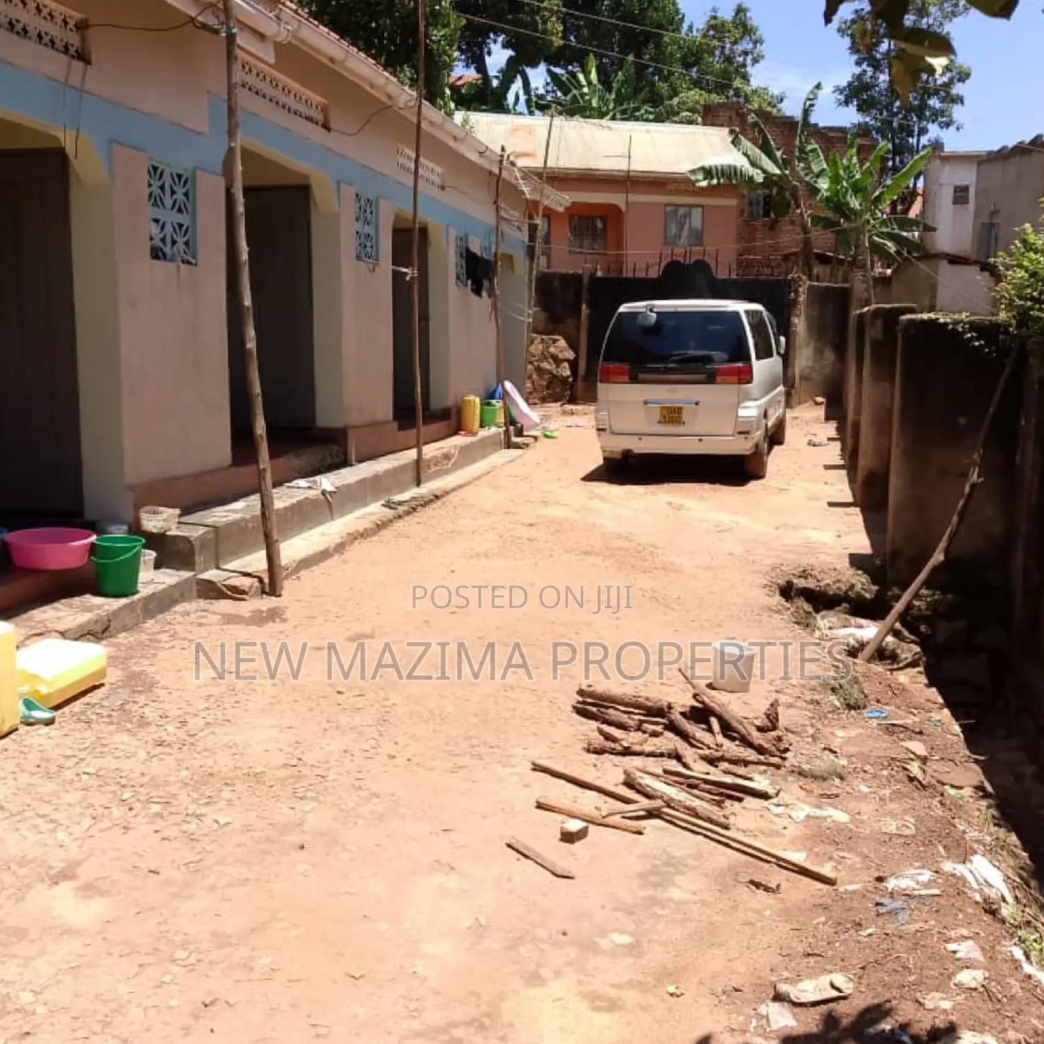 5bdrm House in Makindye Boston, Division A for sale in Division A