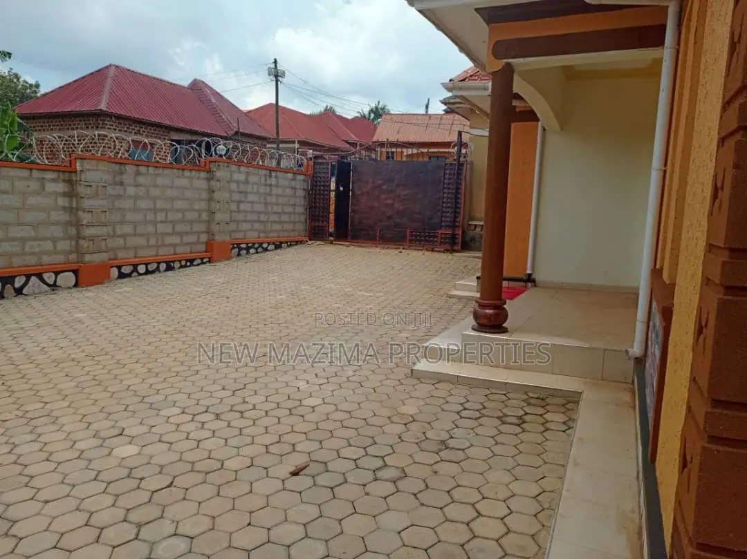 3bdrm Bungalow in Nansana, Division A for sale in Division A