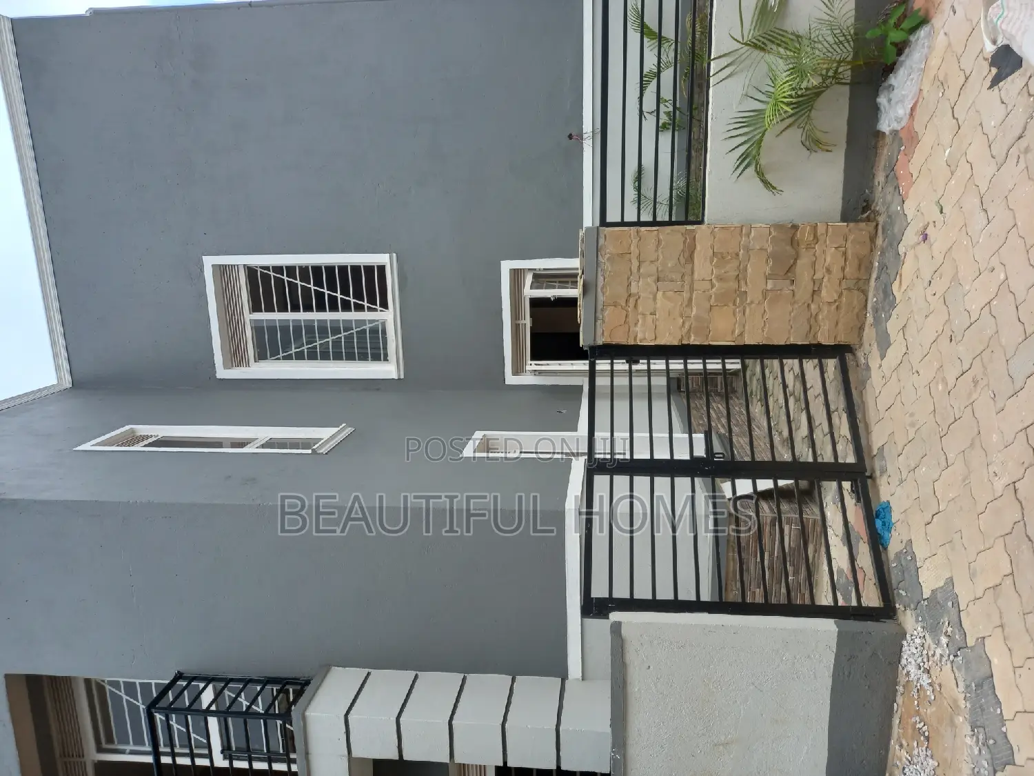 Furnished 4bdrm Duplex in Kira Tarmacked for sale in Kira