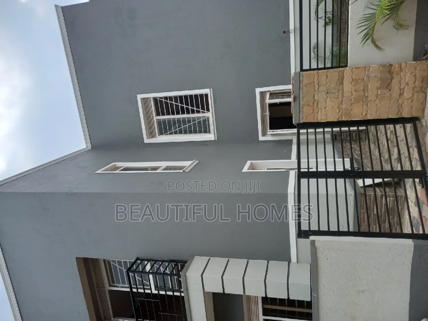 Furnished 4bdrm Duplex in Kira Tarmacked for sale in Kira