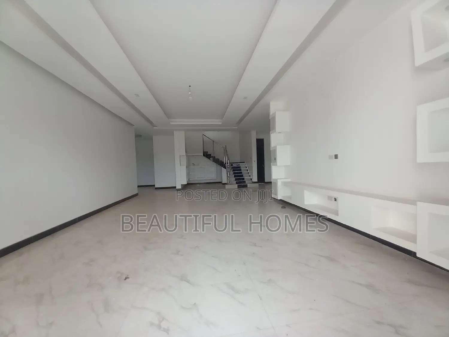 Furnished 6bdrm Mansion in Buwate, Central Division for sale in Central Division