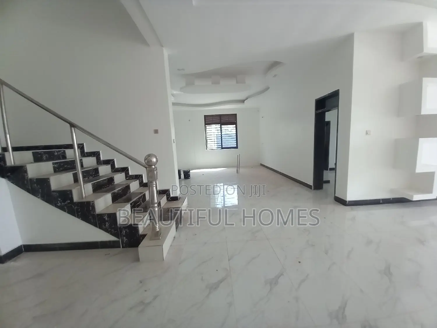 Furnished 6bdrm House in Buwate, Kira for sale in Kira